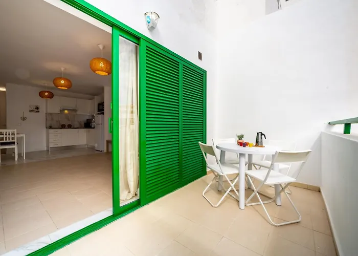 Vida En Alondras Park דירה *